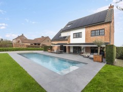 VF Zwembaden De vreugde van elke dag te zwemmen 