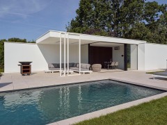 BoGarden BVBA Een poolhouse vol licht en ruimte