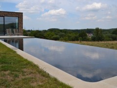 HDB Pools Eindeloos zicht