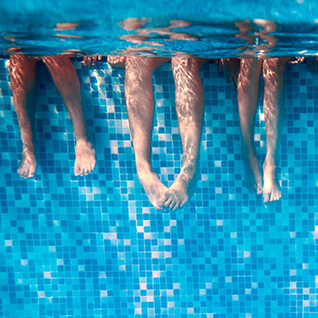 SPEEL OP SAFE: Hoe maak je de zwembad omgeving veilig voor kids? 